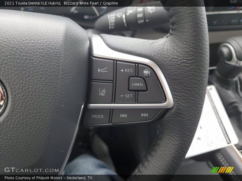 Blizzard White Pearl / Graphite 2021 Toyota Sienna XLE Hybrid