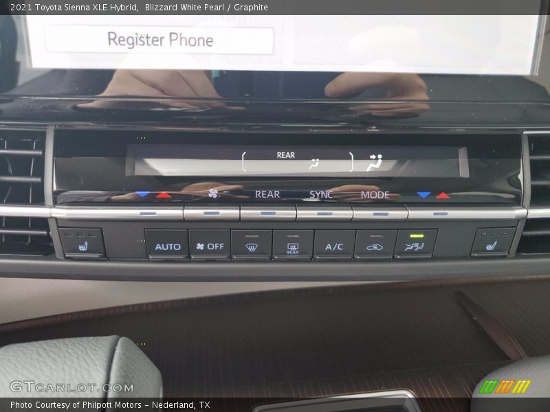 Blizzard White Pearl / Graphite 2021 Toyota Sienna XLE Hybrid