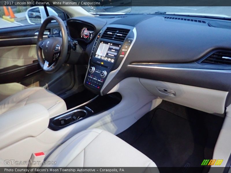 White Platinum / Cappuccino 2017 Lincoln MKC Reserve