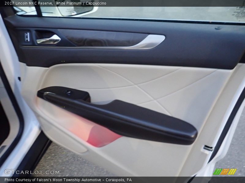 White Platinum / Cappuccino 2017 Lincoln MKC Reserve