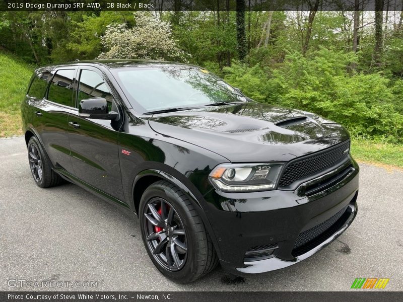 Front 3/4 View of 2019 Durango SRT AWD