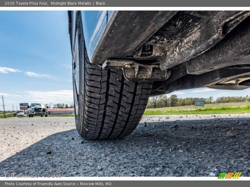 Midnight Black Metallic / Black 2016 Toyota Prius Four