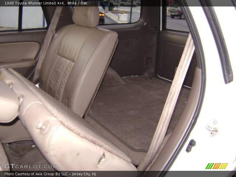 White / Oak 1998 Toyota 4Runner Limited 4x4
