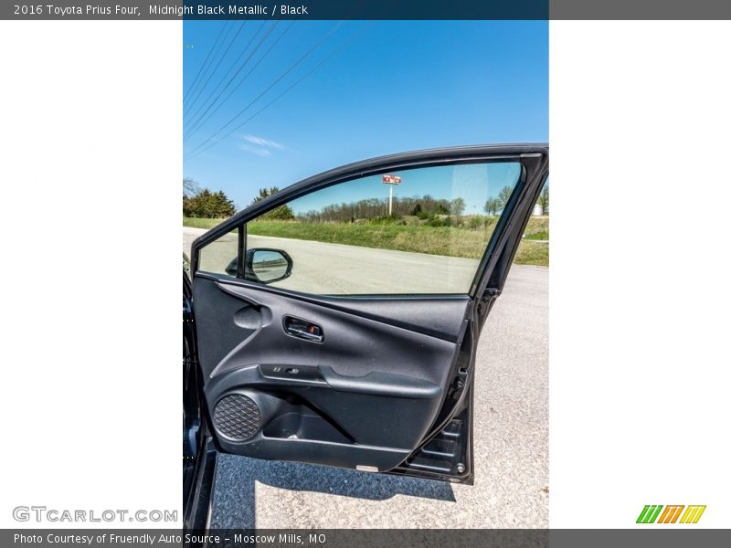 Midnight Black Metallic / Black 2016 Toyota Prius Four