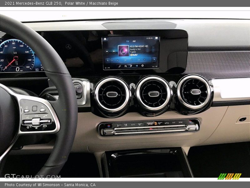 Polar White / Macchiato Beige 2021 Mercedes-Benz GLB 250