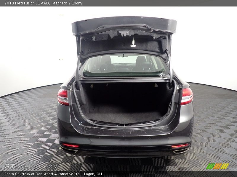  2018 Fusion SE AWD Trunk