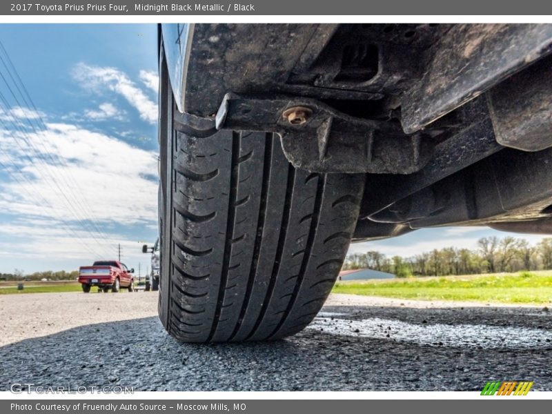 Midnight Black Metallic / Black 2017 Toyota Prius Prius Four