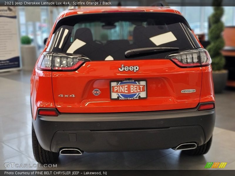 Spitfire Orange / Black 2021 Jeep Cherokee Latitude Lux 4x4