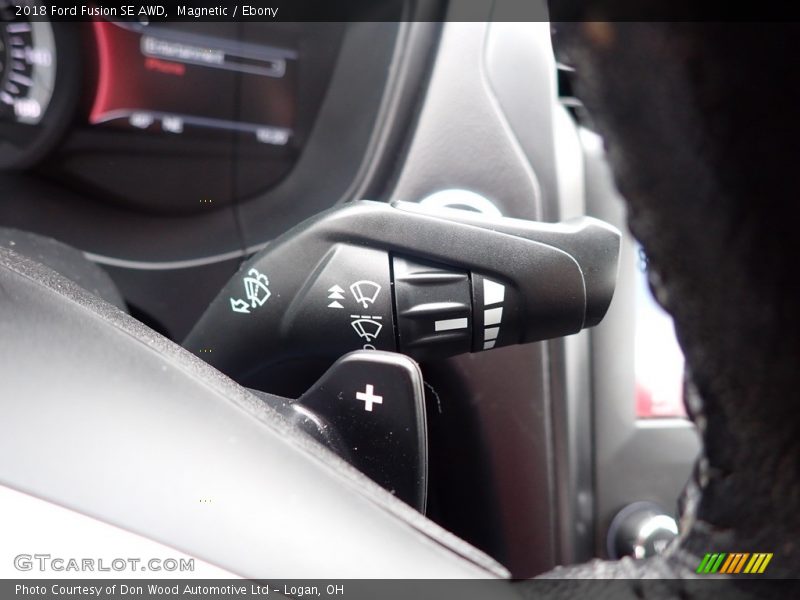 Controls of 2018 Fusion SE AWD