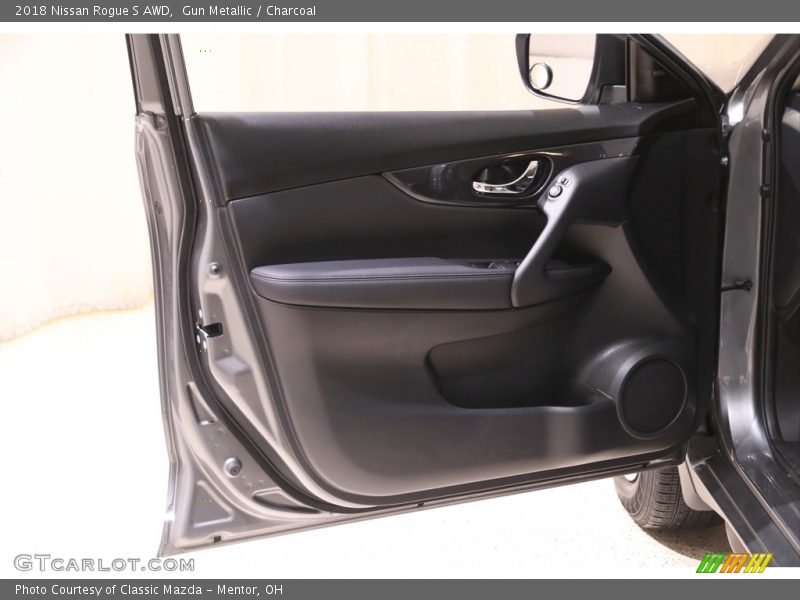 Gun Metallic / Charcoal 2018 Nissan Rogue S AWD