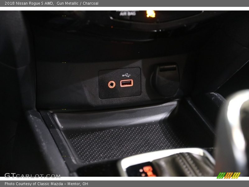 Gun Metallic / Charcoal 2018 Nissan Rogue S AWD