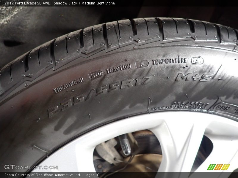 Shadow Black / Medium Light Stone 2017 Ford Escape SE 4WD