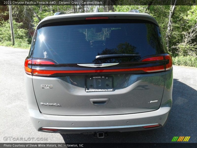 Ceramic Gray / Caramel/Black 2021 Chrysler Pacifica Pinnacle AWD