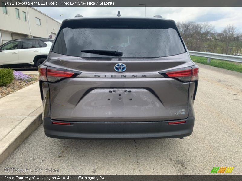 Predawn Gray Mica / Graphite 2021 Toyota Sienna LE Hybrid