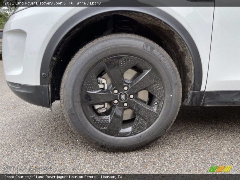 Fuji White / Ebony 2021 Land Rover Discovery Sport S