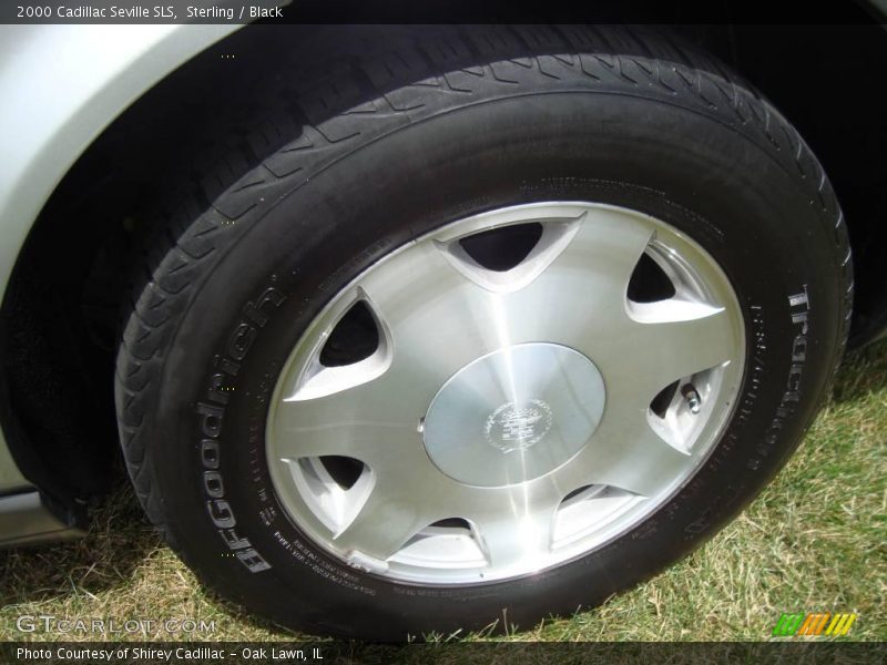 Sterling / Black 2000 Cadillac Seville SLS