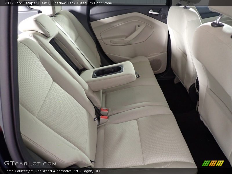 Shadow Black / Medium Light Stone 2017 Ford Escape SE 4WD