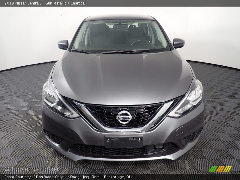 Gun Metallic / Charcoal 2019 Nissan Sentra S
