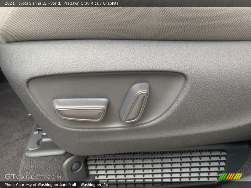 Predawn Gray Mica / Graphite 2021 Toyota Sienna LE Hybrid
