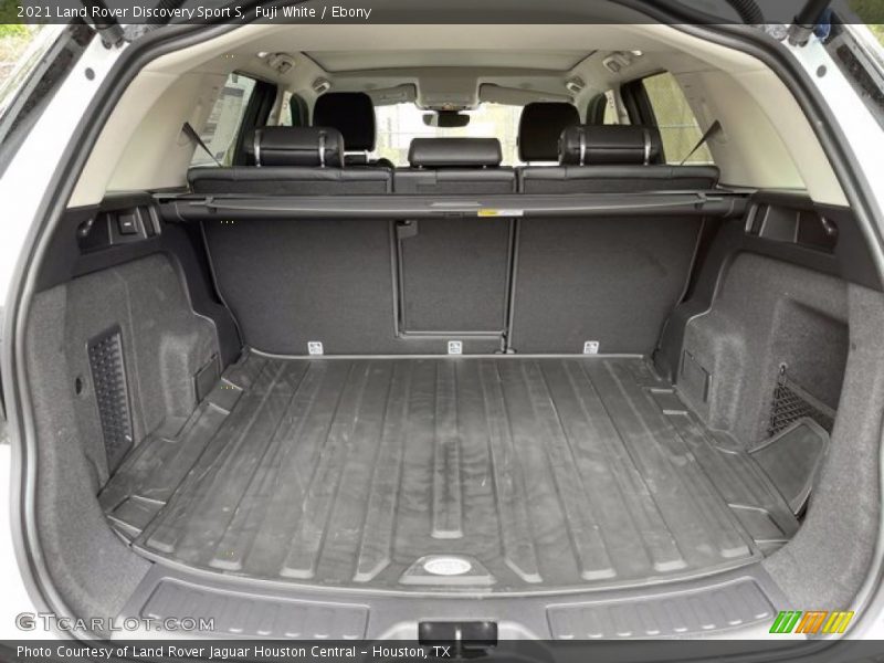 Fuji White / Ebony 2021 Land Rover Discovery Sport S
