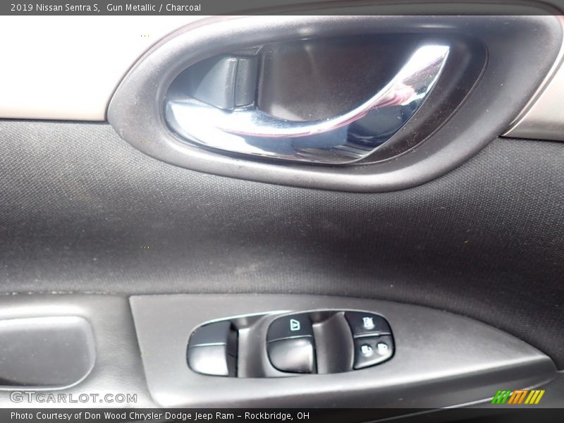 Gun Metallic / Charcoal 2019 Nissan Sentra S