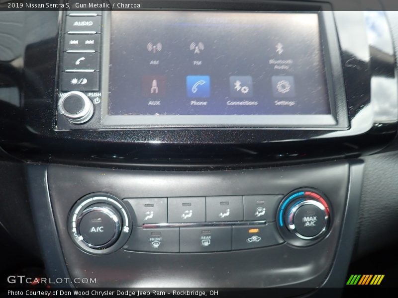 Gun Metallic / Charcoal 2019 Nissan Sentra S