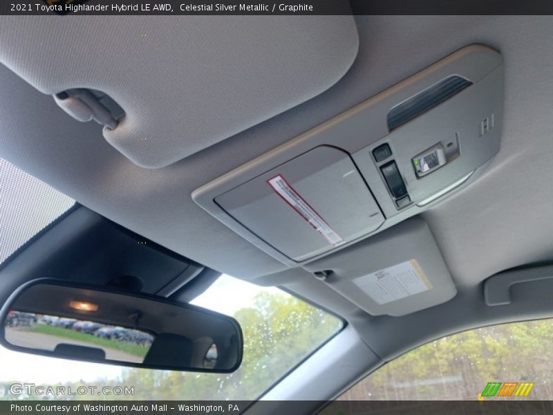 Celestial Silver Metallic / Graphite 2021 Toyota Highlander Hybrid LE AWD