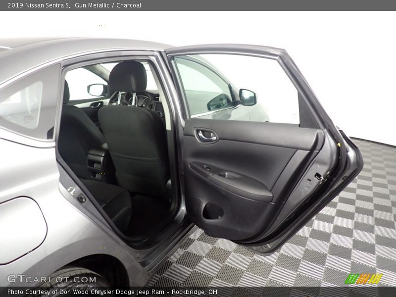 Gun Metallic / Charcoal 2019 Nissan Sentra S