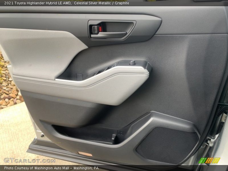 Celestial Silver Metallic / Graphite 2021 Toyota Highlander Hybrid LE AWD
