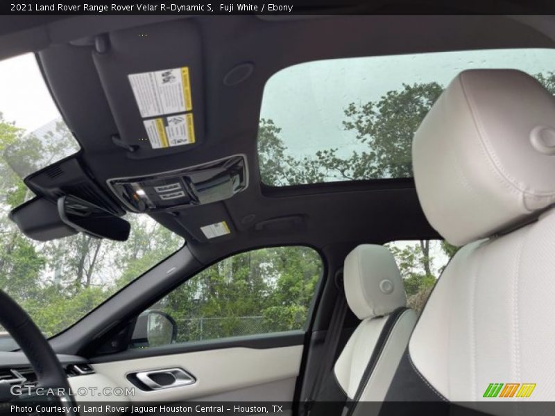 Fuji White / Ebony 2021 Land Rover Range Rover Velar R-Dynamic S