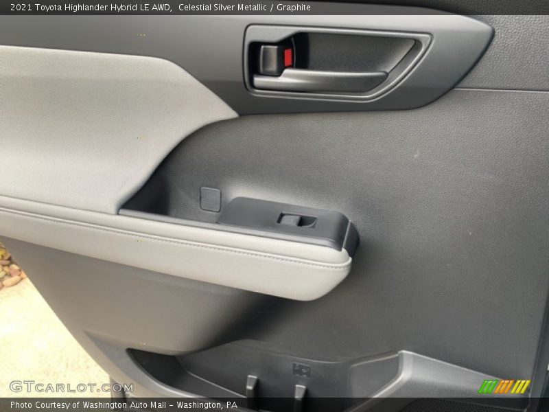 Celestial Silver Metallic / Graphite 2021 Toyota Highlander Hybrid LE AWD