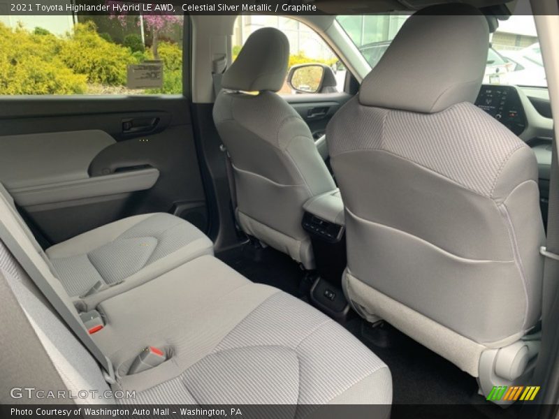 Celestial Silver Metallic / Graphite 2021 Toyota Highlander Hybrid LE AWD