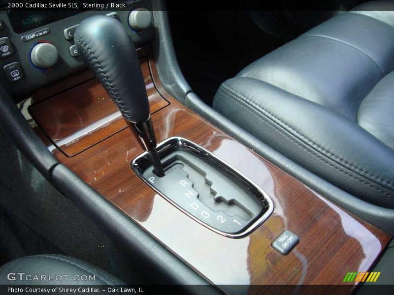 Sterling / Black 2000 Cadillac Seville SLS
