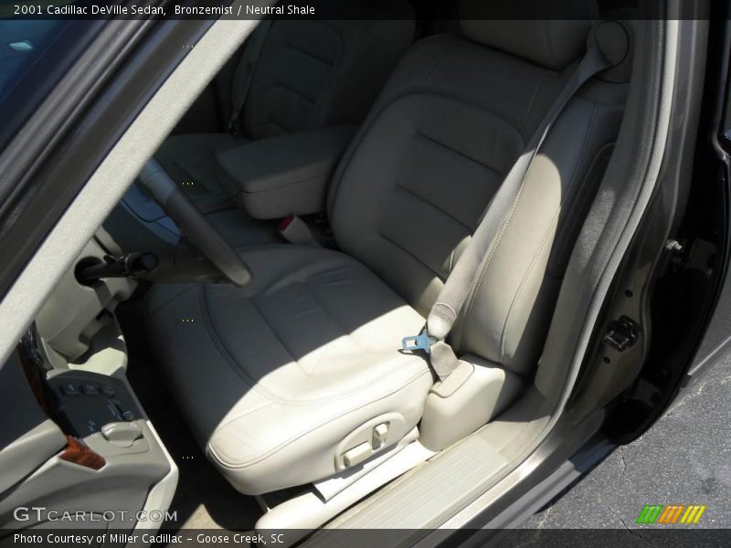 Bronzemist / Neutral Shale 2001 Cadillac DeVille Sedan
