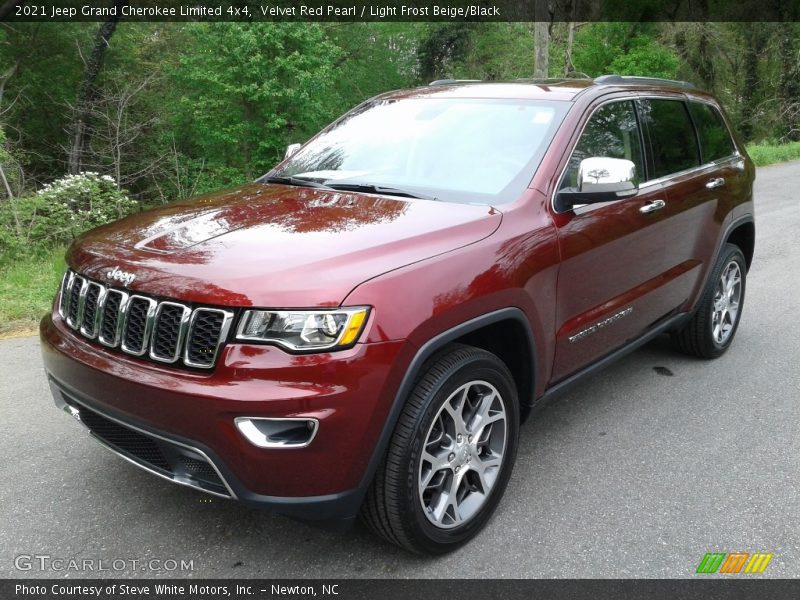 Velvet Red Pearl / Light Frost Beige/Black 2021 Jeep Grand Cherokee Limited 4x4