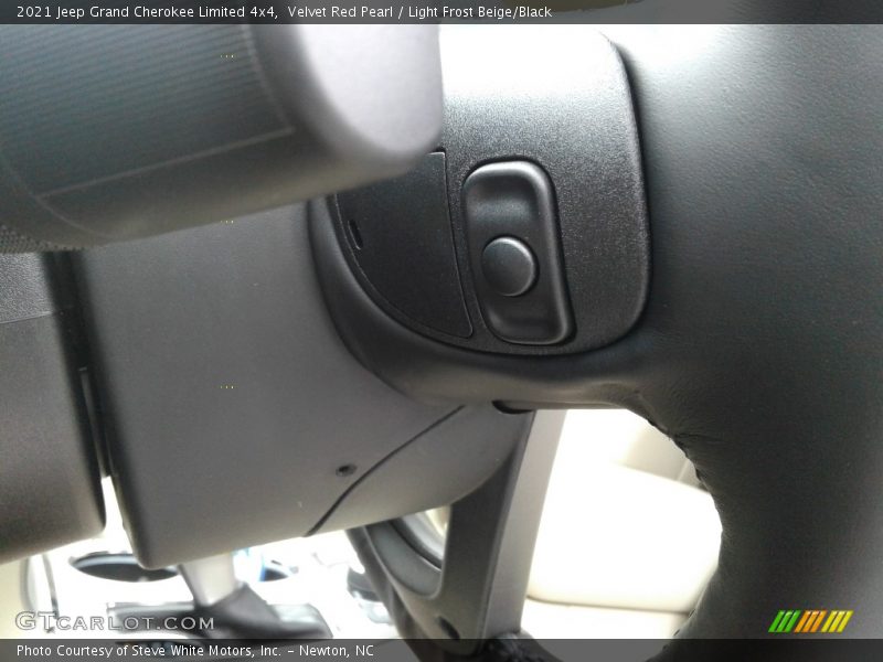 Velvet Red Pearl / Light Frost Beige/Black 2021 Jeep Grand Cherokee Limited 4x4