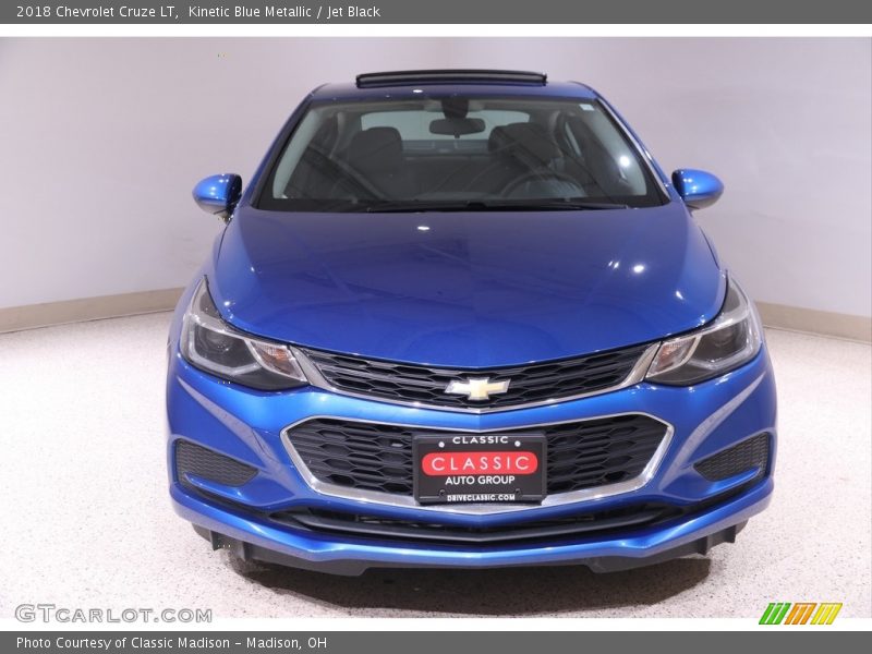 Kinetic Blue Metallic / Jet Black 2018 Chevrolet Cruze LT
