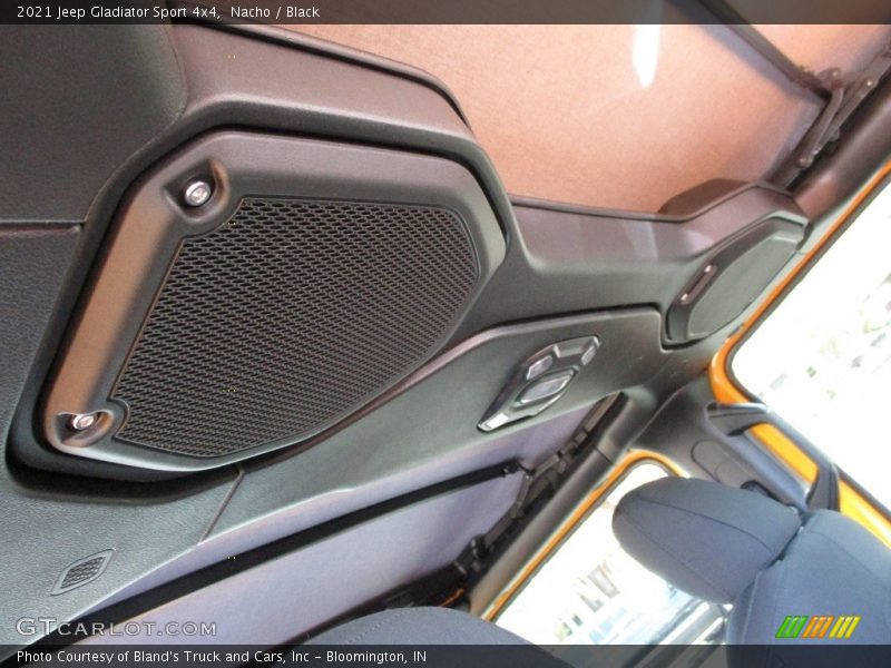 Nacho / Black 2021 Jeep Gladiator Sport 4x4