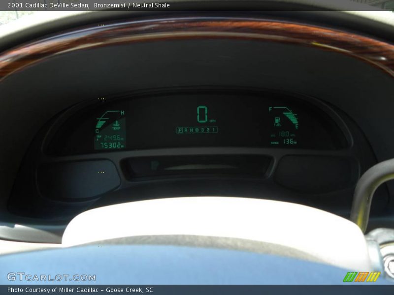 Bronzemist / Neutral Shale 2001 Cadillac DeVille Sedan