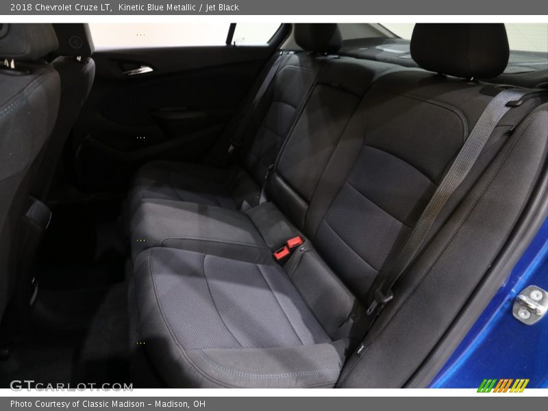 Kinetic Blue Metallic / Jet Black 2018 Chevrolet Cruze LT