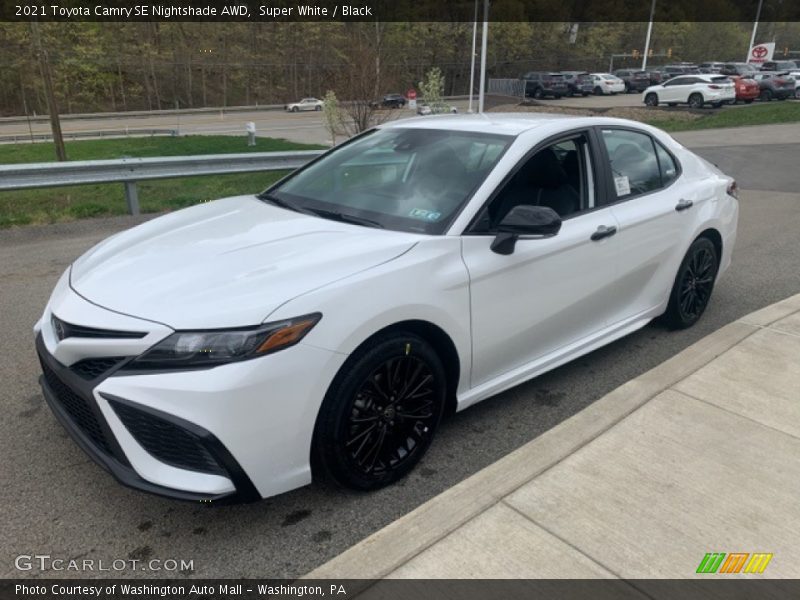 Super White / Black 2021 Toyota Camry SE Nightshade AWD