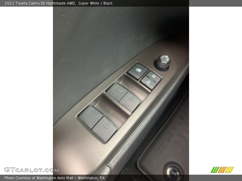 Super White / Black 2021 Toyota Camry SE Nightshade AWD
