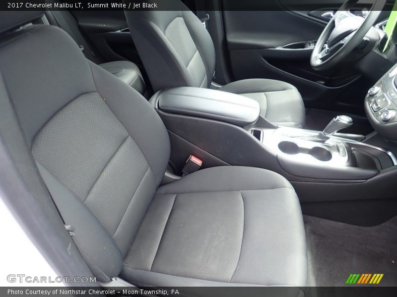 Summit White / Jet Black 2017 Chevrolet Malibu LT