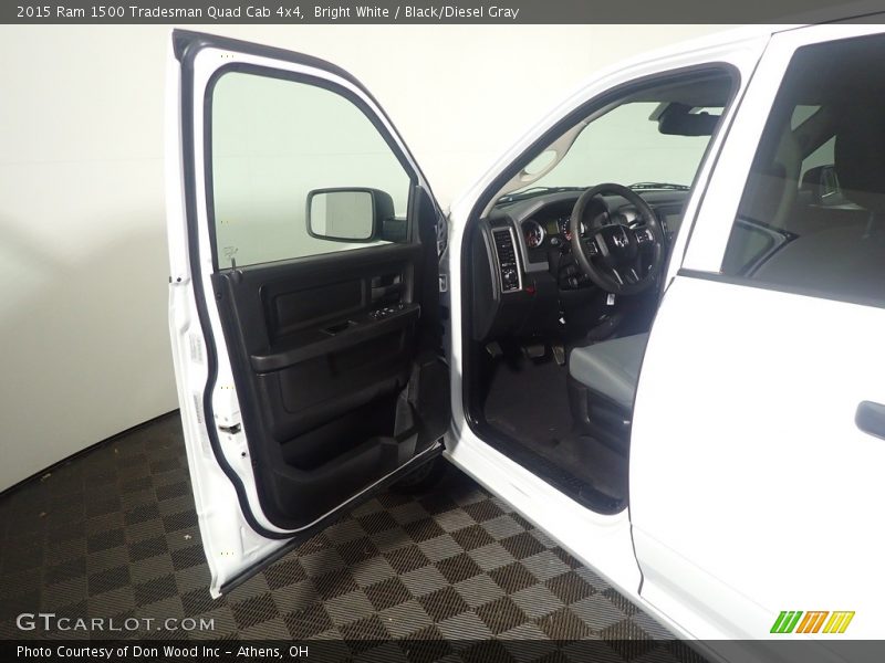 Bright White / Black/Diesel Gray 2015 Ram 1500 Tradesman Quad Cab 4x4