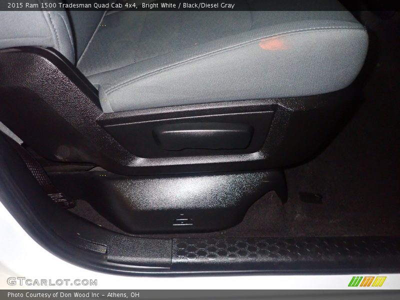 Bright White / Black/Diesel Gray 2015 Ram 1500 Tradesman Quad Cab 4x4