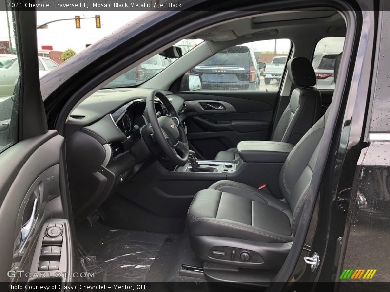 Mosaic Black Metallic / Jet Black 2021 Chevrolet Traverse LT