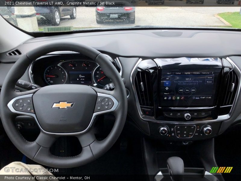 Graphite Metallic / Jet Black 2021 Chevrolet Traverse LT AWD