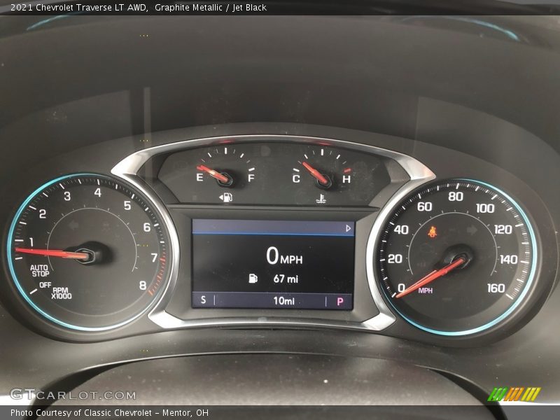 Graphite Metallic / Jet Black 2021 Chevrolet Traverse LT AWD