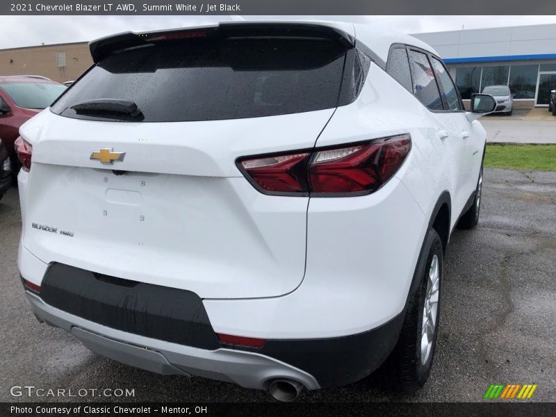Summit White / Jet Black 2021 Chevrolet Blazer LT AWD