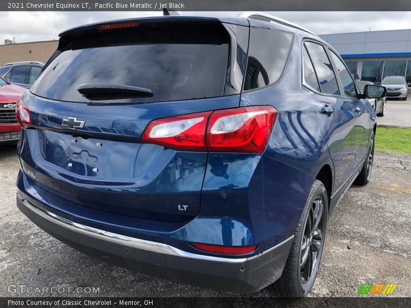 Pacific Blue Metallic / Jet Black 2021 Chevrolet Equinox LT